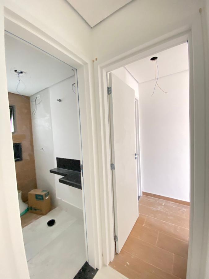 Cobertura à venda com 2 quartos, 50m² - Foto 4