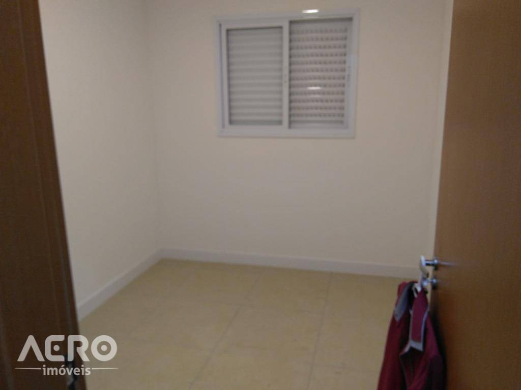 Apartamento à venda e aluguel com 3 quartos, 70m² - Foto 6