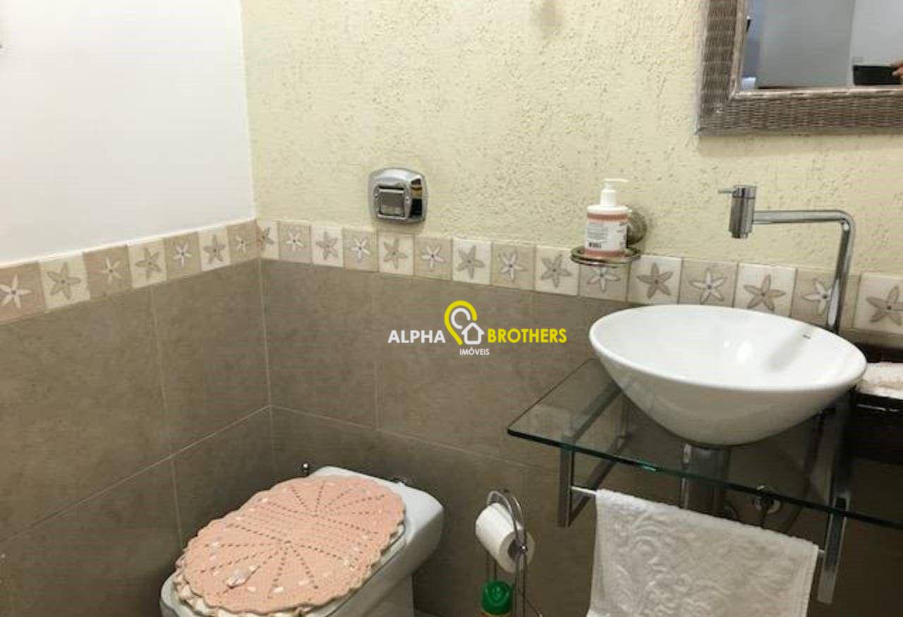 Casa de Condomínio à venda com 5 quartos, 340m² - Foto 4