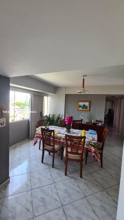 Apartamento à venda com 3 quartos, 139m² - Foto 3