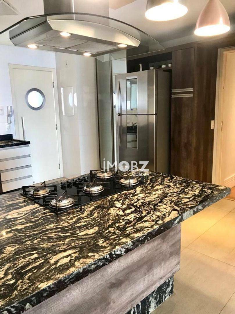 Apartamento à venda com 4 quartos, 211m² - Foto 10