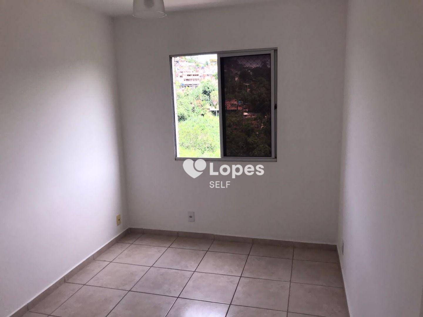 Apartamento à venda com 2 quartos, 48m² - Foto 3