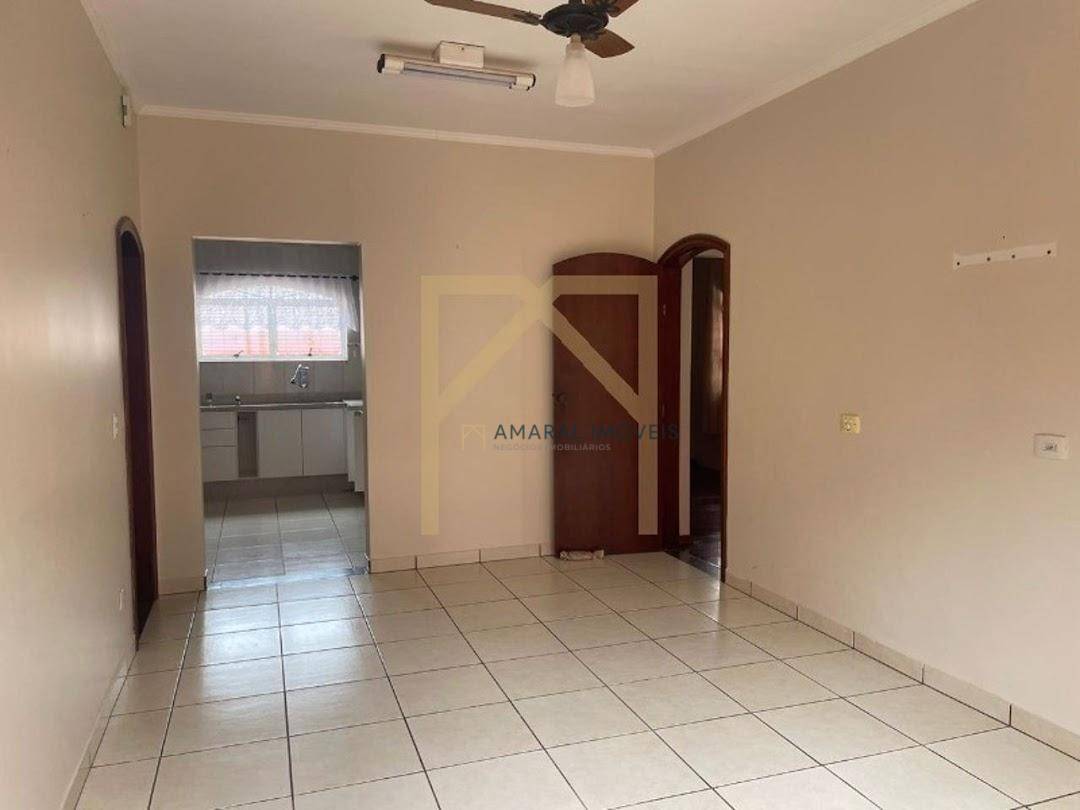 Casa à venda com 3 quartos, 200m² - Foto 13