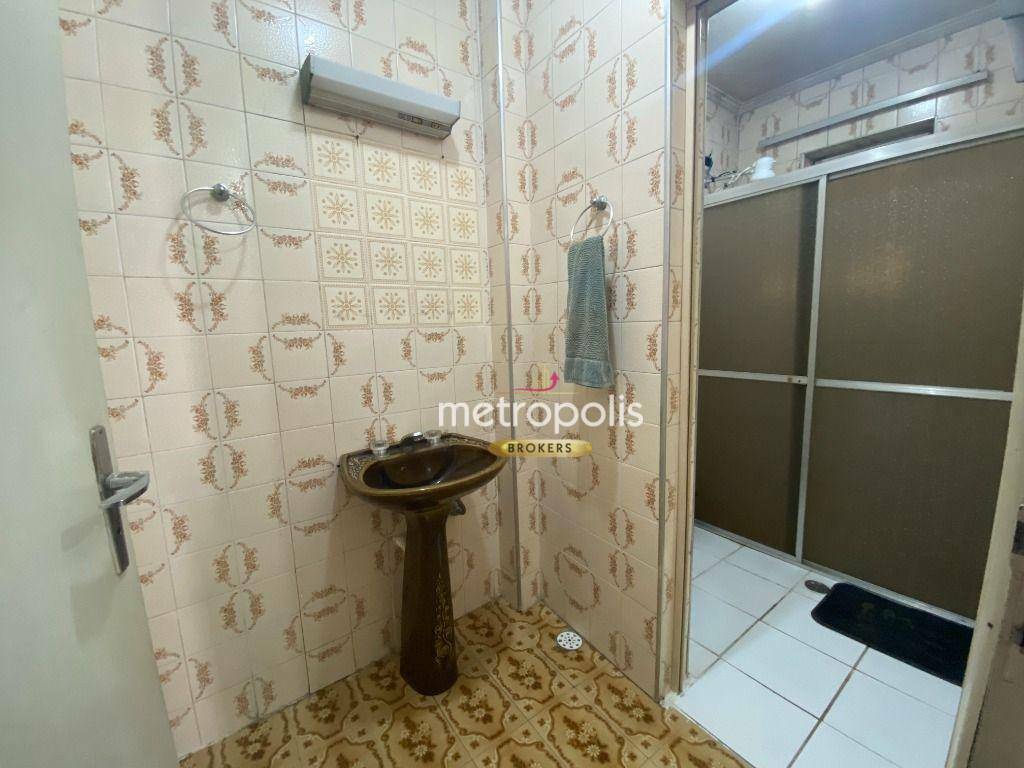 Sobrado à venda com 7 quartos, 317m² - Foto 62