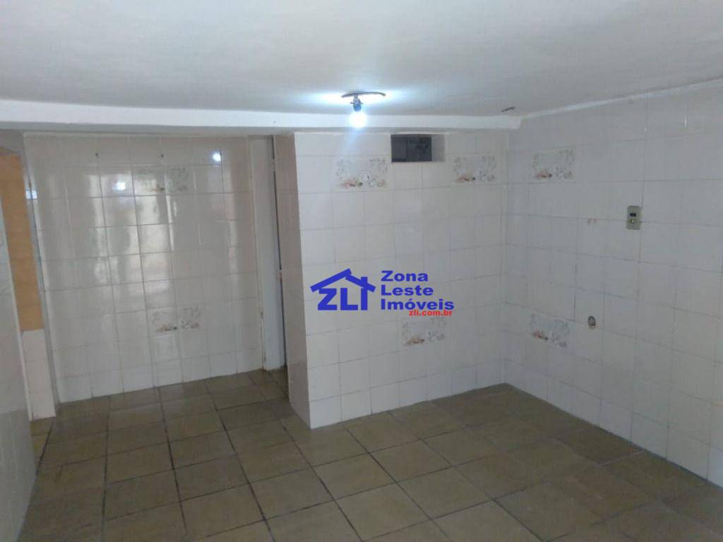 Casa à venda com 2 quartos, 200m² - Foto 12