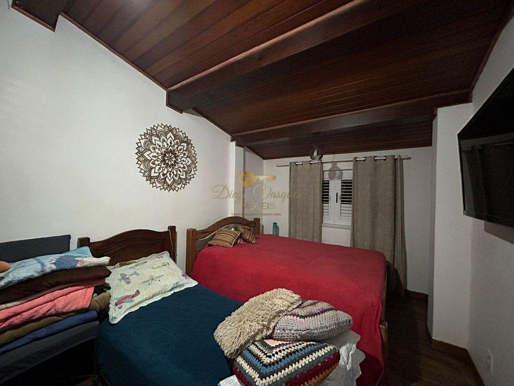 Casa à venda com 2 quartos, 200m² - Foto 5