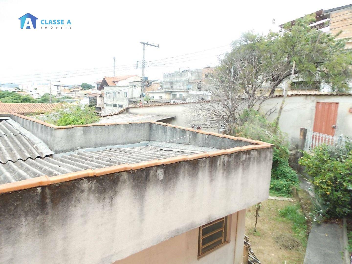 Casa à venda com 4 quartos, 200m² - Foto 20