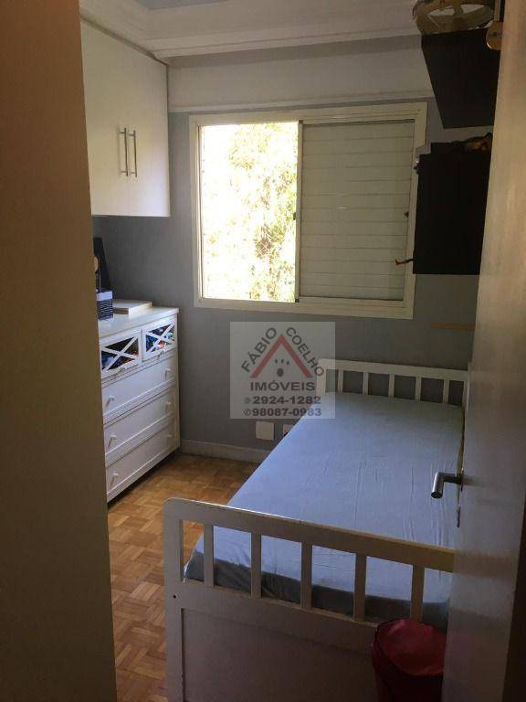 Apartamento à venda com 3 quartos, 75m² - Foto 31