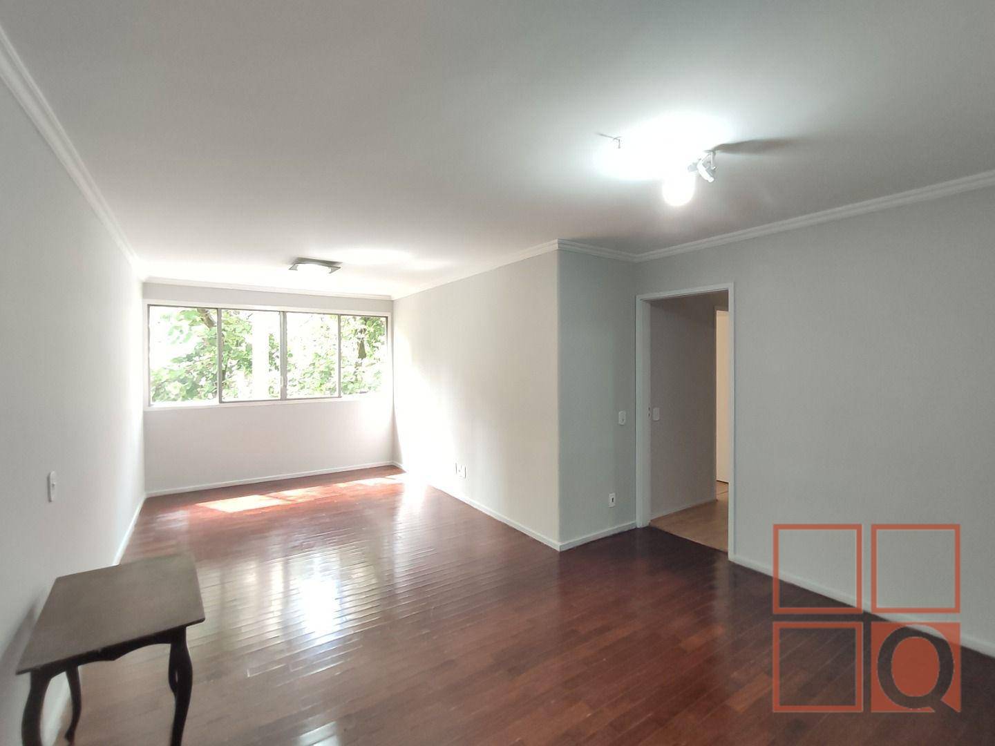 Apartamento à venda e aluguel com 3 quartos, 105m² - Foto 1