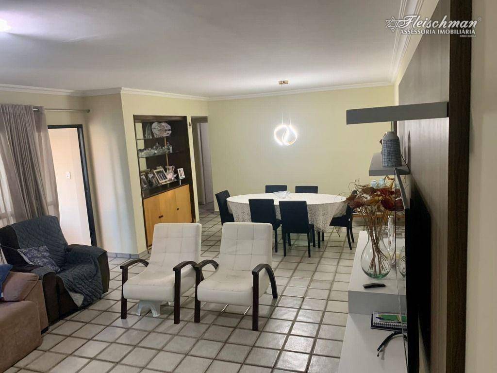 Apartamento à venda com 3 quartos, 130m² - Foto 4