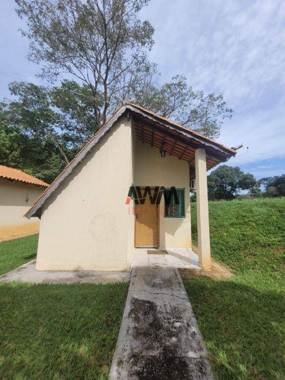 Chácara à venda com 5 quartos, 48M2 - Foto 2