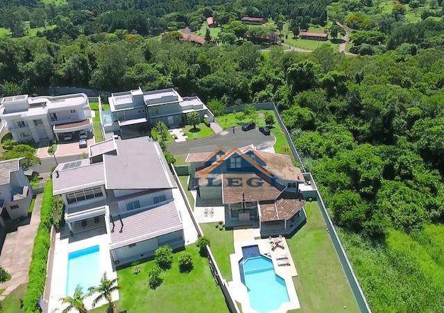 Casa de Condomínio à venda com 3 quartos, 423m² - Foto 1