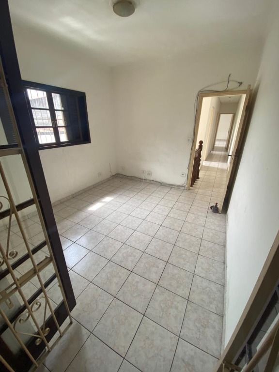 Sobrado à venda com 3 quartos, 223m² - Foto 7