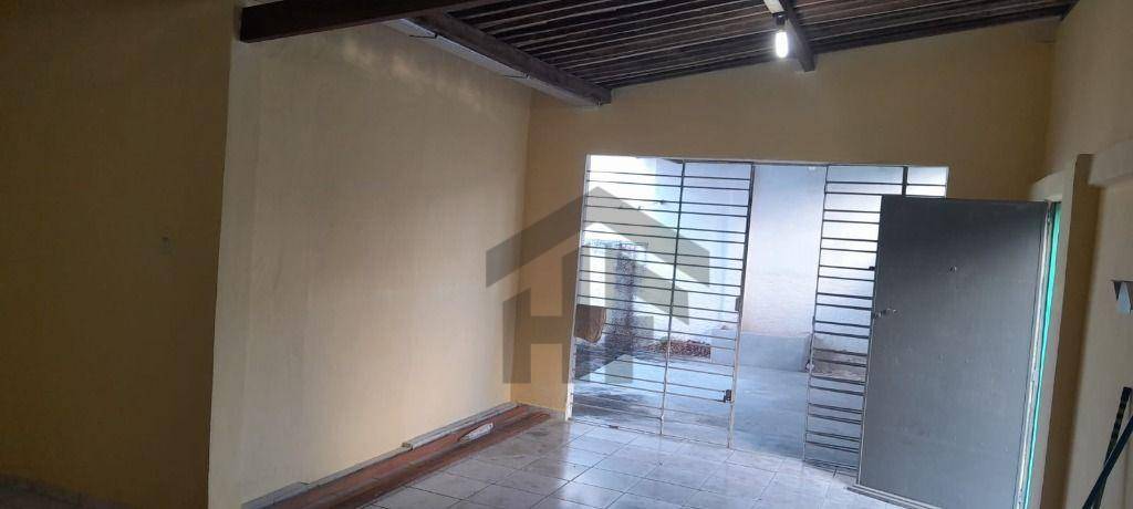 Casa à venda com 2 quartos, 171m² - Foto 3