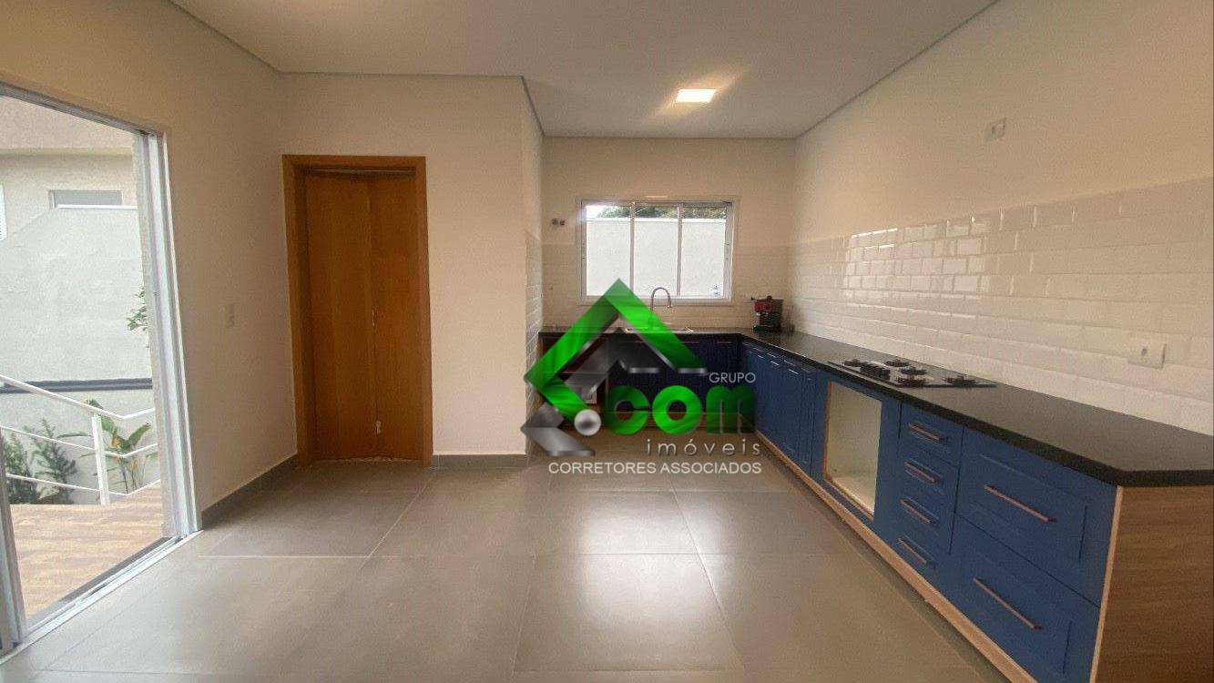 Casa à venda com 3 quartos, 170m² - Foto 1