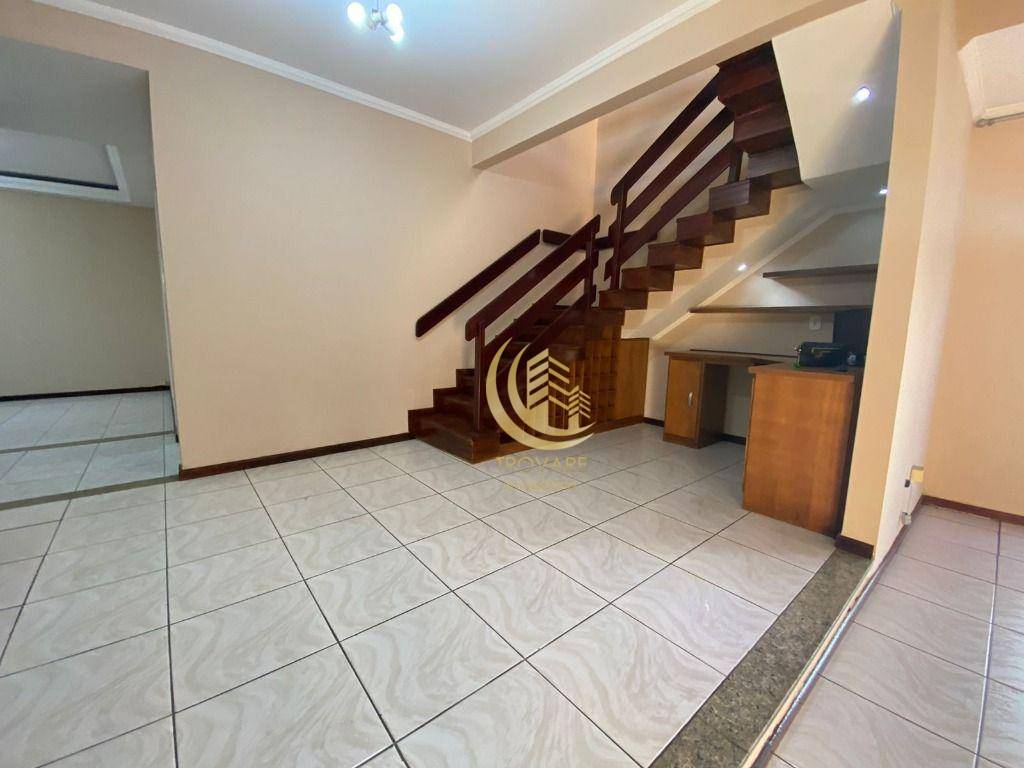 Sobrado à venda com 4 quartos, 228m² - Foto 46