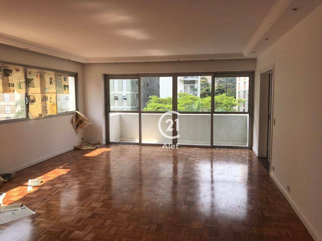 Apartamento para alugar com 3 quartos, 159m² - Foto 1