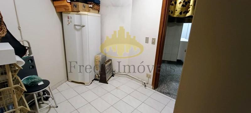 Apartamento à venda com 4 quartos, 200m² - Foto 43