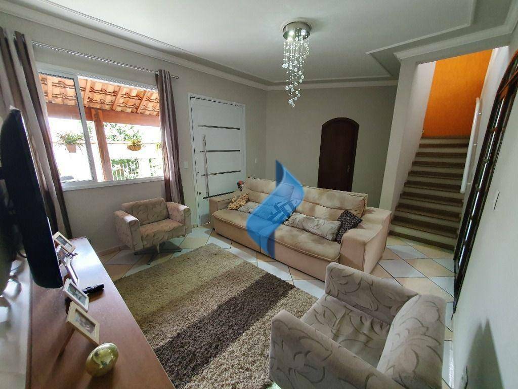 Casa à venda com 4 quartos, 230m² - Foto 5