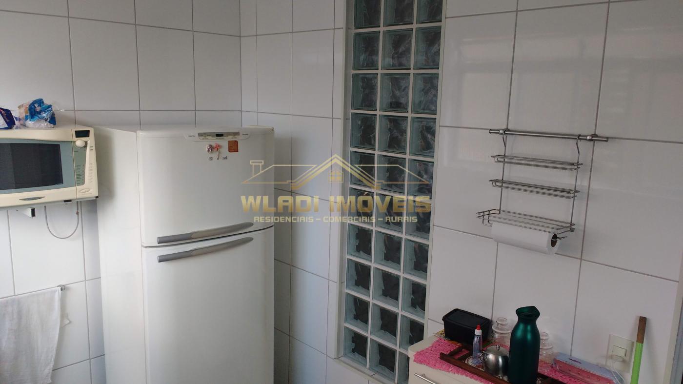 Apartamento à venda com 3 quartos, 140m² - Foto 10