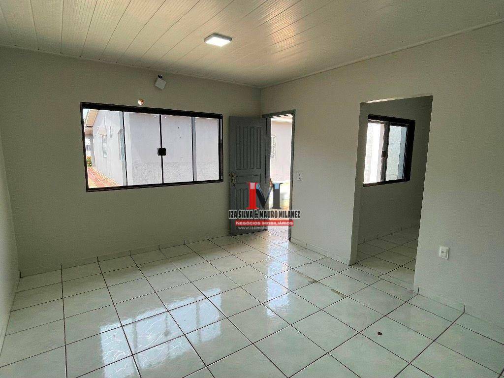 Casa para alugar com 4 quartos, 200m² - Foto 31