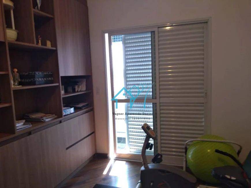 Apartamento para alugar com 4 quartos, 246m² - Foto 14