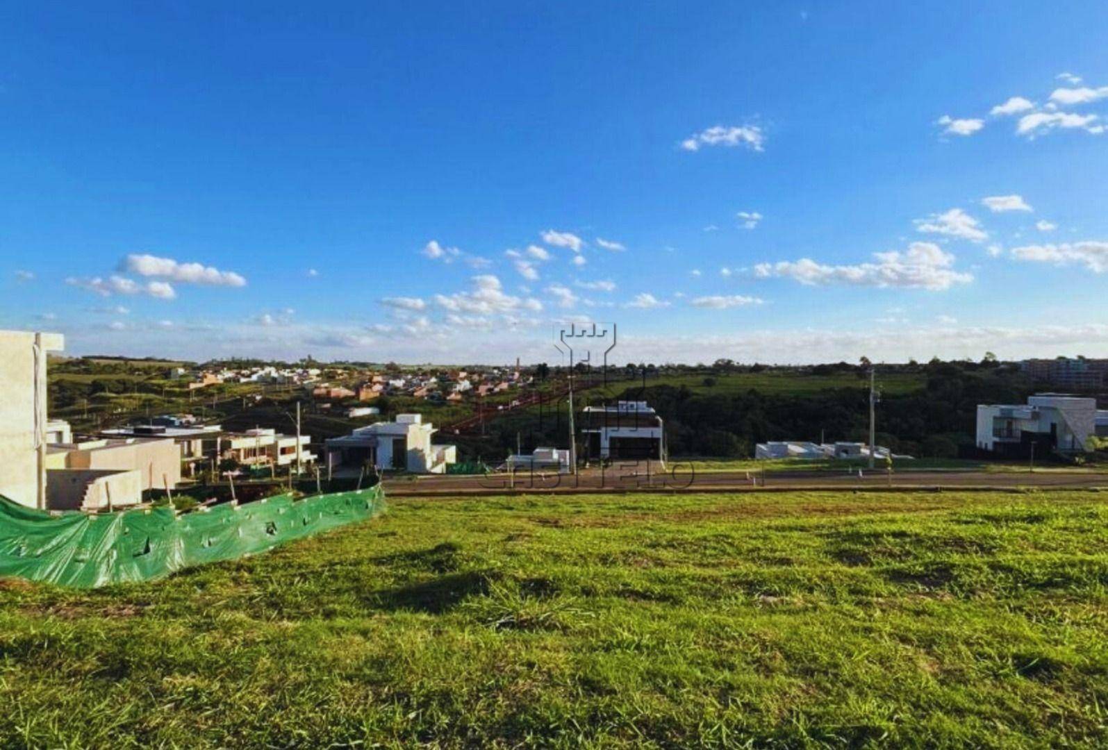 Loteamento e Condomínio, 250 m² - Foto 1