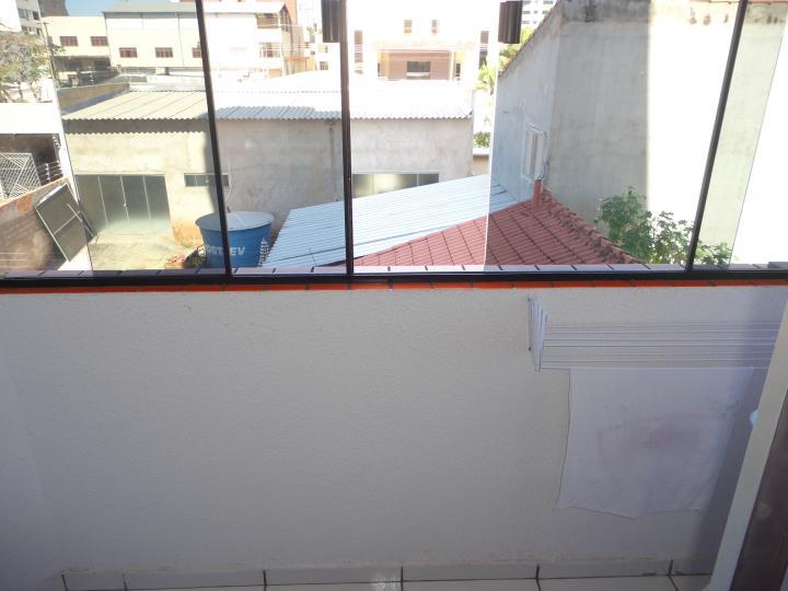 Apartamento à venda com 2 quartos, 9759m² - Foto 22