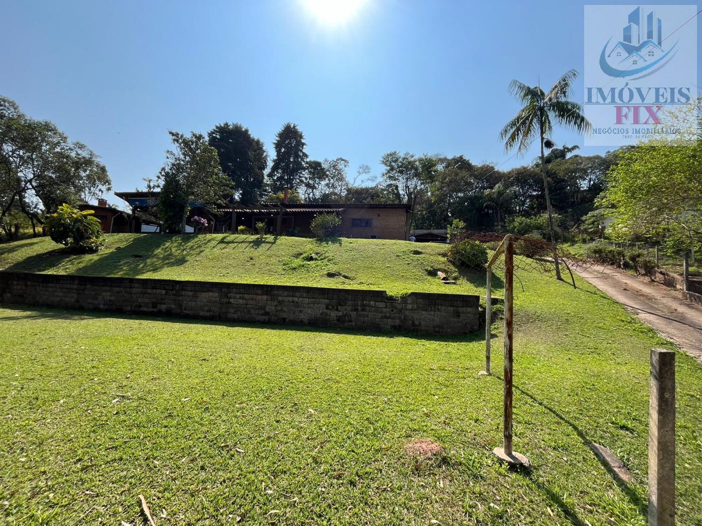 Fazenda à venda com 3 quartos, 401m² - Foto 1