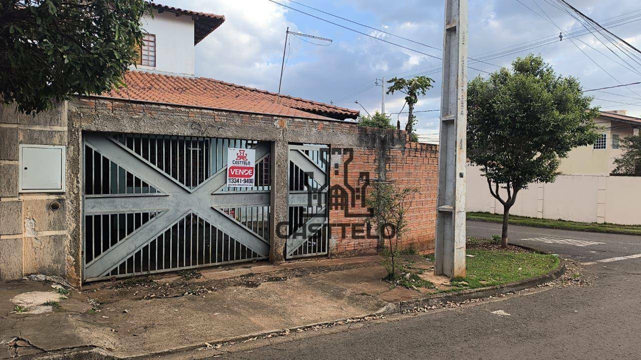 Sobrado à venda com 3 quartos, 70m² - Foto 1