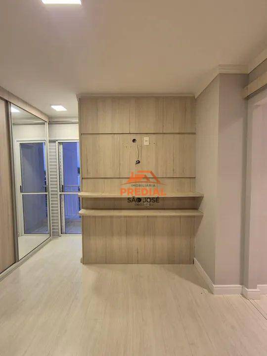 Apartamento à venda com 2 quartos, 63m² - Foto 7