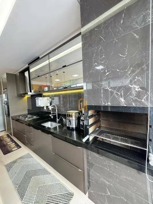Casa de Condomínio à venda com 3 quartos, 204m² - Foto 4
