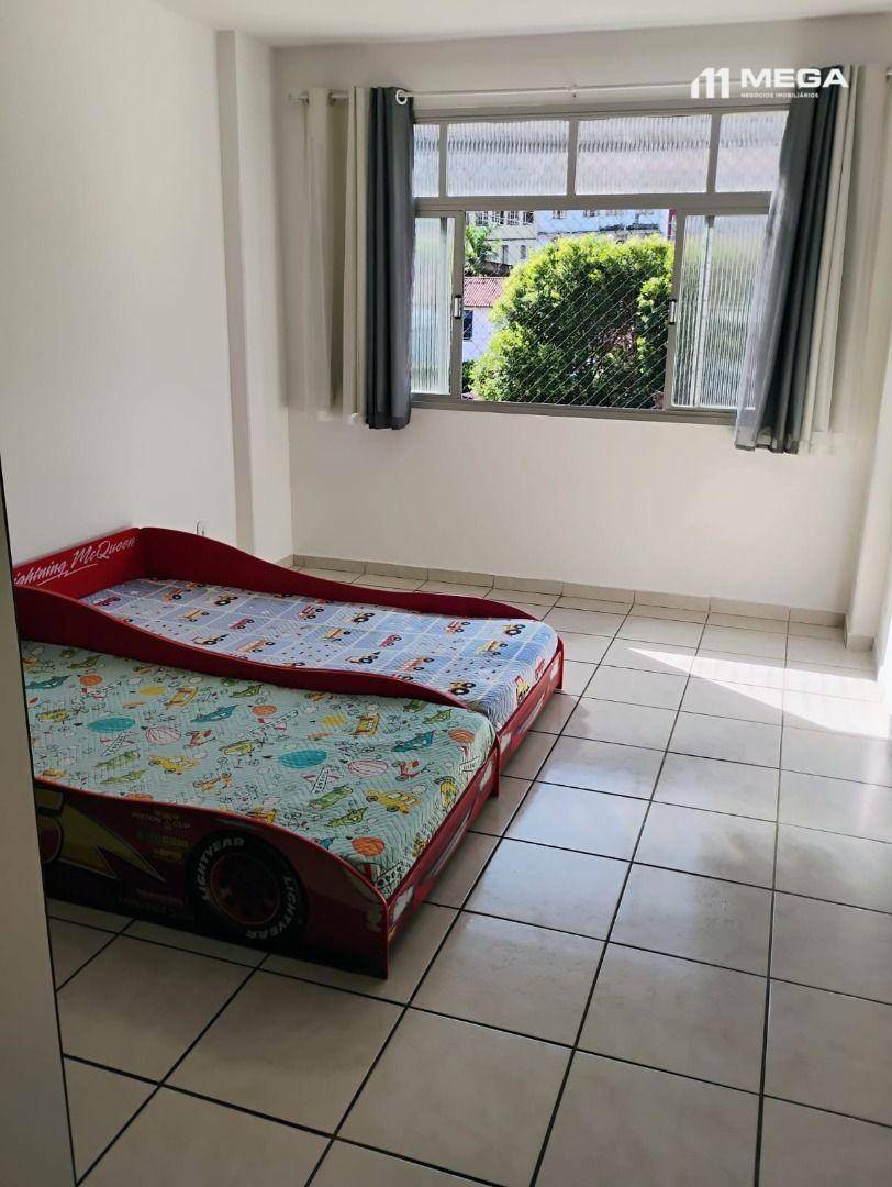 Apartamento à venda com 3 quartos, 145m² - Foto 10