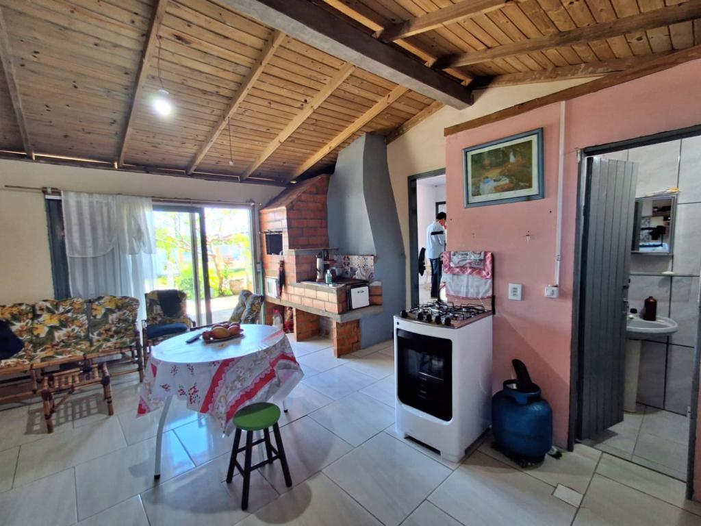 Casa à venda com 3 quartos, 134m² - Foto 8