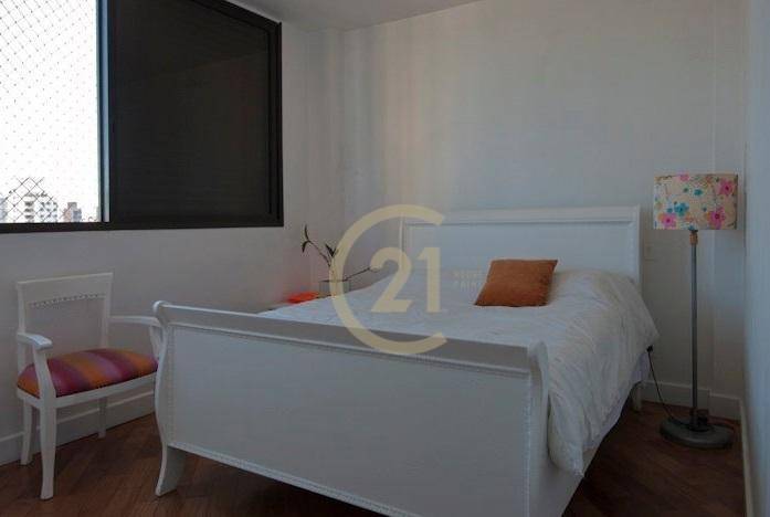 Apartamento à venda com 2 quartos, 100m² - Foto 11