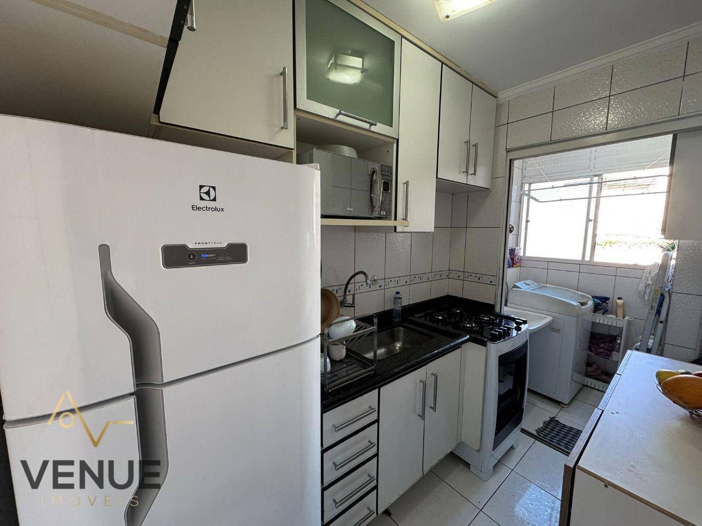 Apartamento à venda com 2 quartos, 50m² - Foto 3