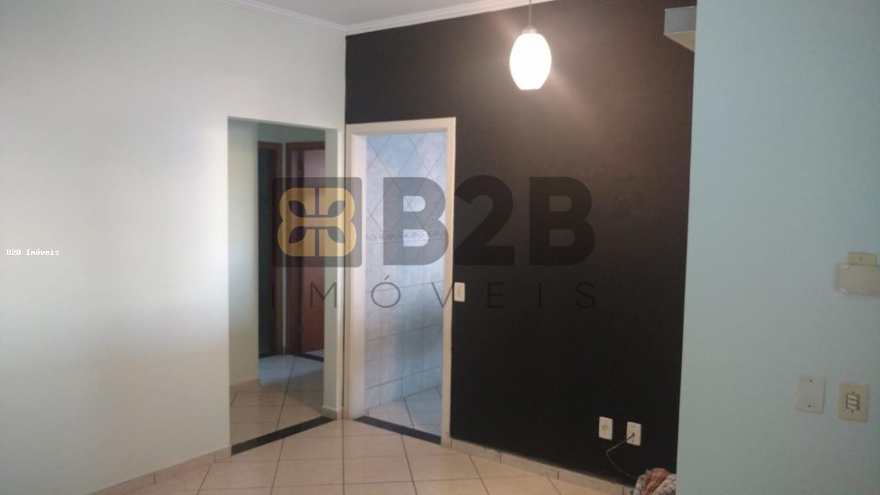 Casa à venda com 2 quartos, 110m² - Foto 18