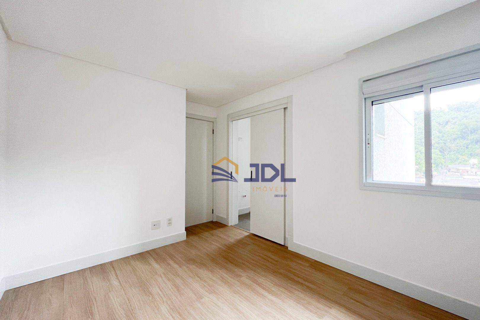 Apartamento à venda com 3 quartos, 106m² - Foto 19