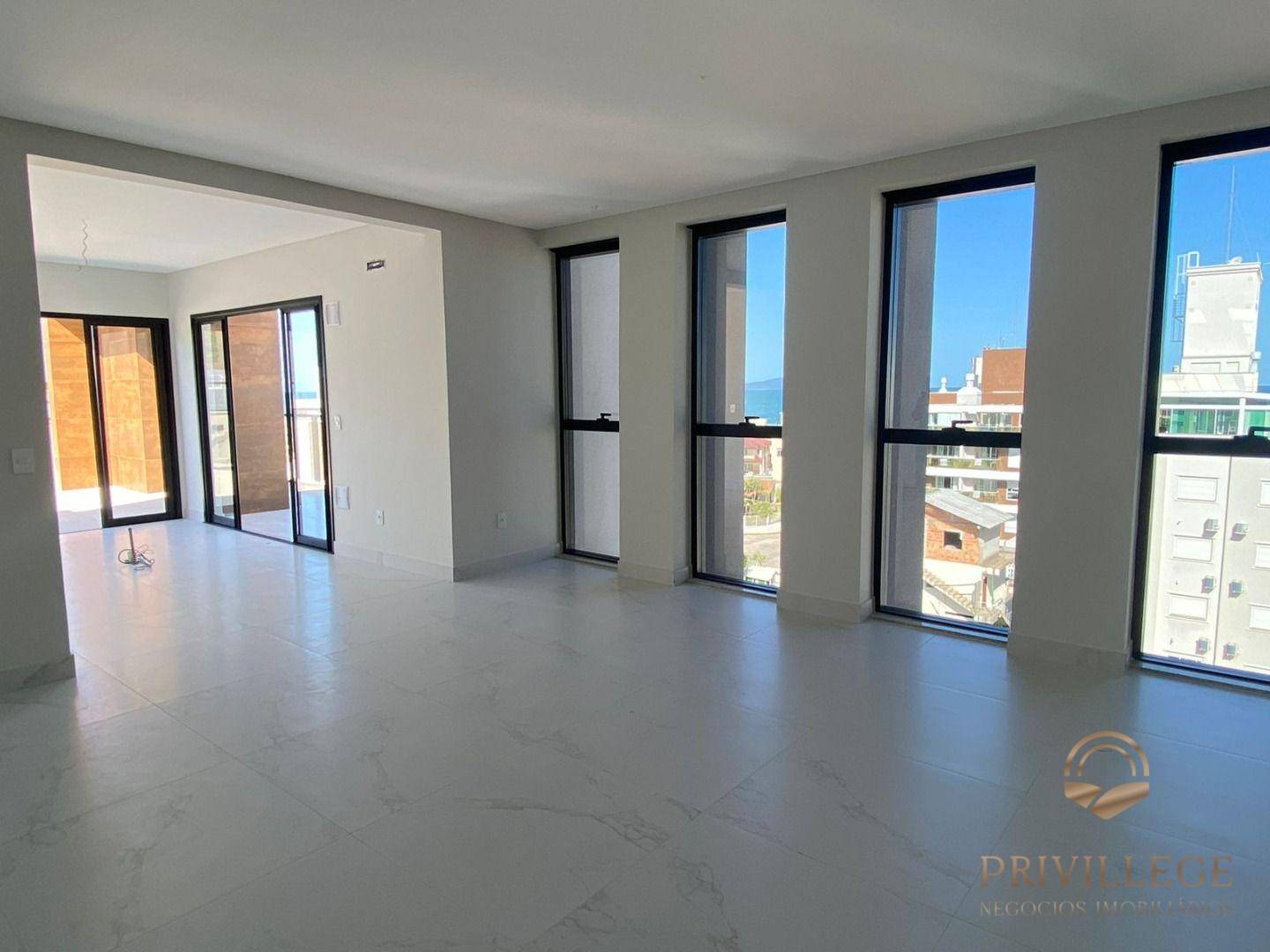 Cobertura à venda com 3 quartos, 222m² - Foto 13