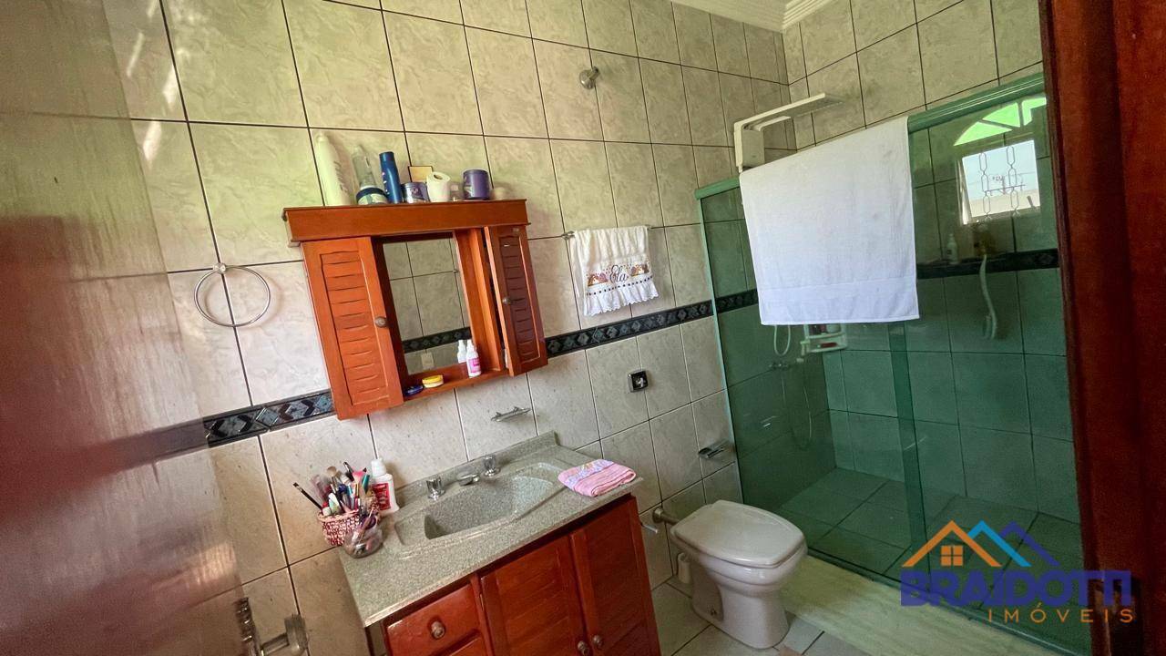 Casa à venda com 3 quartos, 150m² - Foto 11