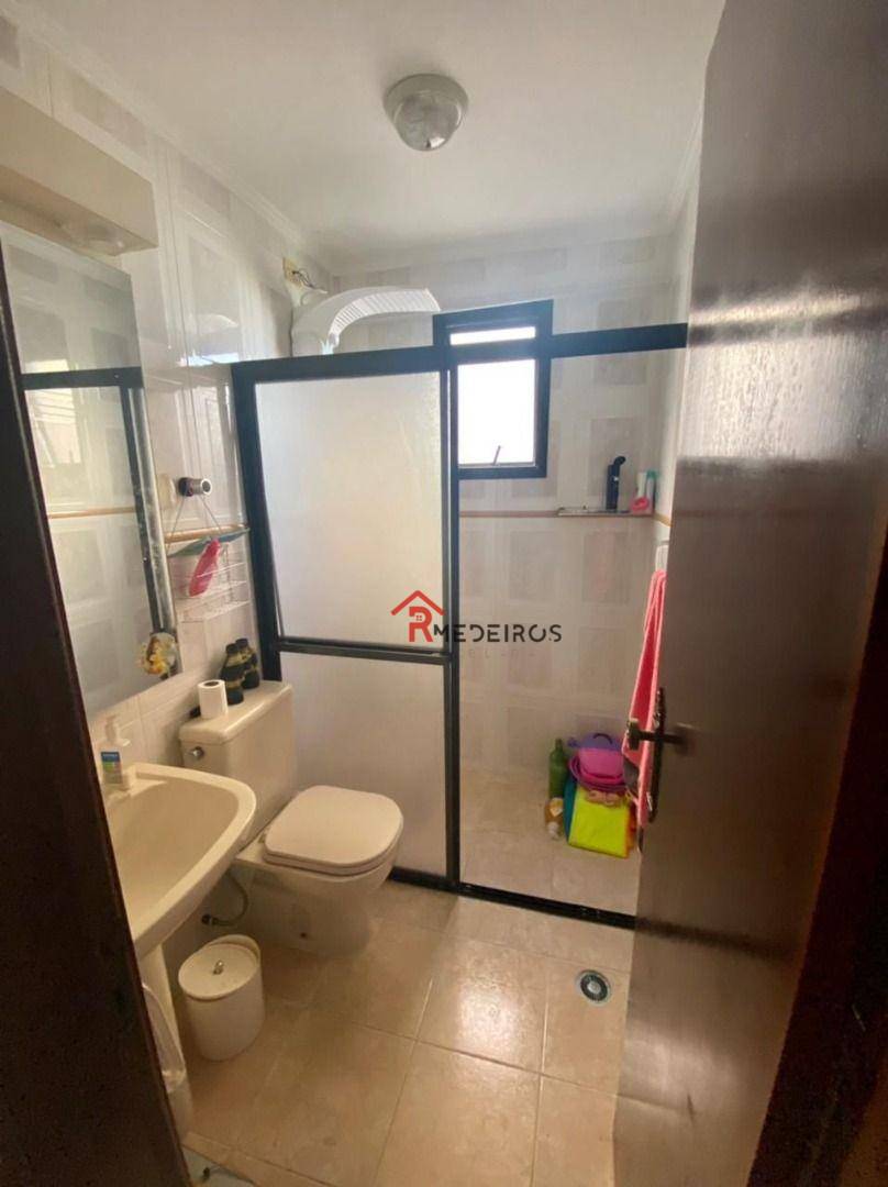 Apartamento à venda com 3 quartos, 135m² - Foto 20