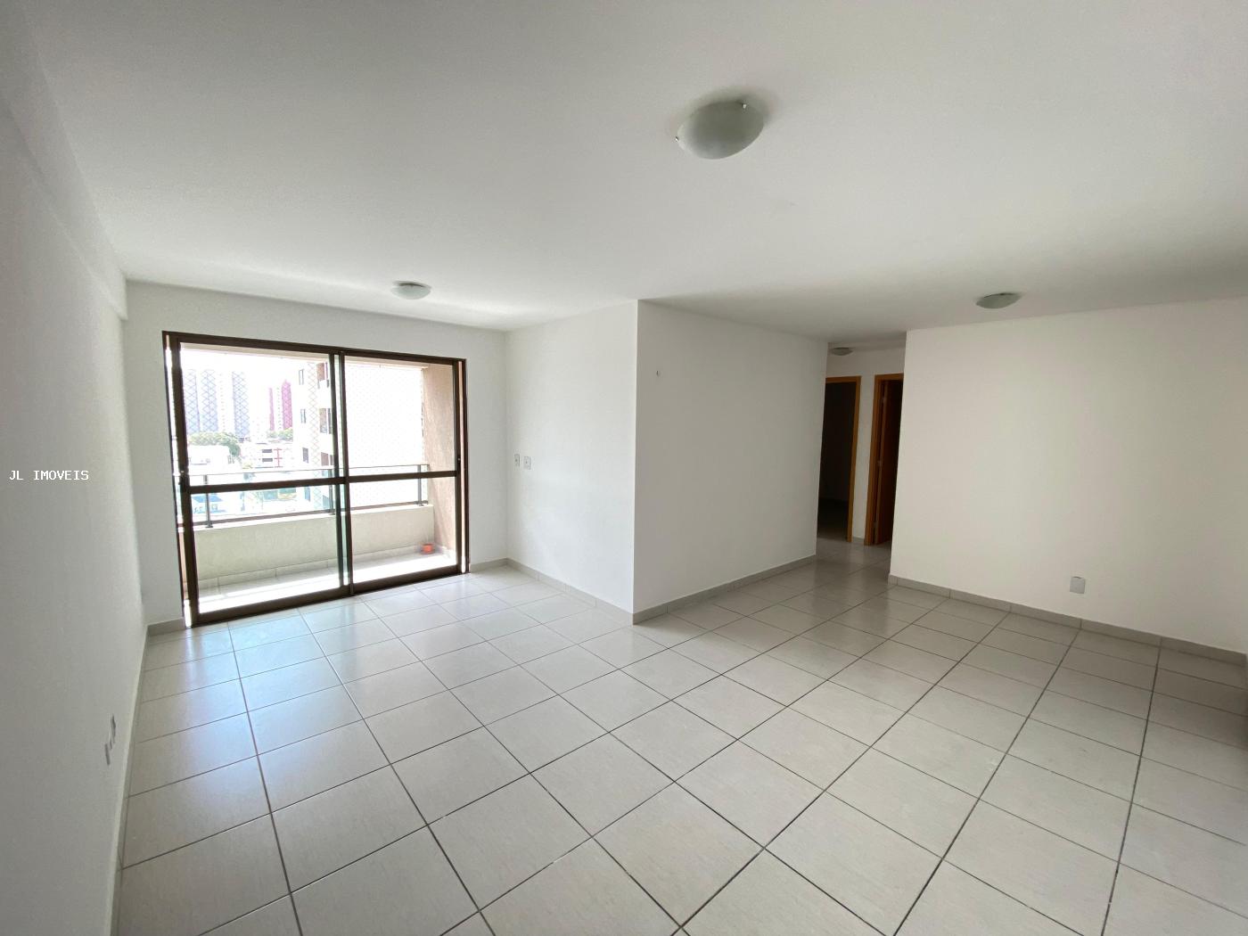 Apartamento para alugar com 3 quartos, 92m² - Foto 2