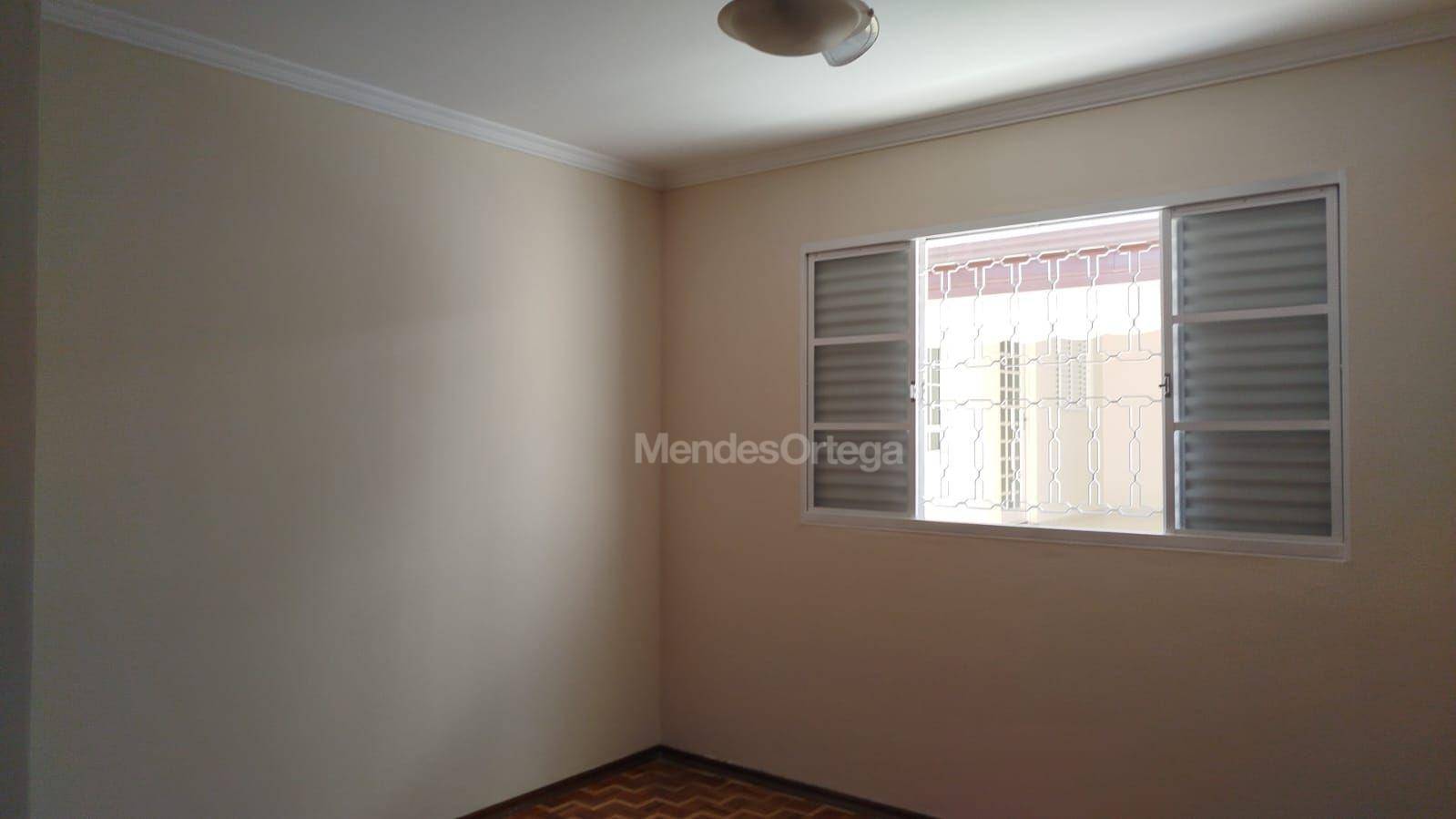 Casa para alugar com 3 quartos, 250m² - Foto 24