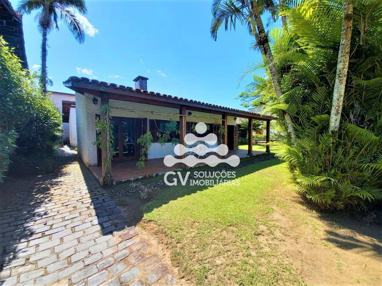 Casa de Condomínio à venda com 6 quartos, 330m² - Foto 4