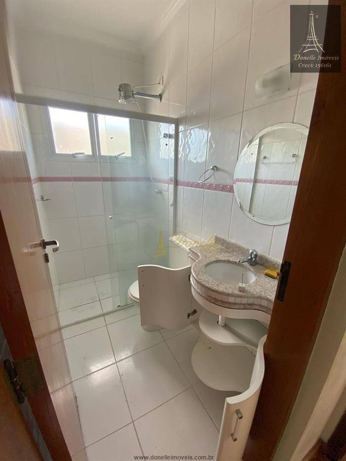 Casa de Condomínio à venda com 3 quartos, 300m² - Foto 32