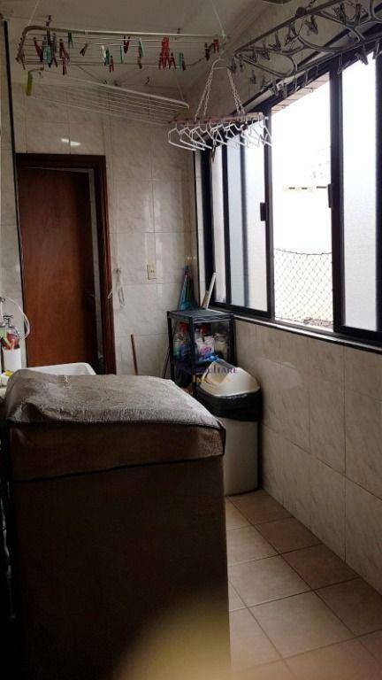 Apartamento à venda com 3 quartos, 116m² - Foto 27