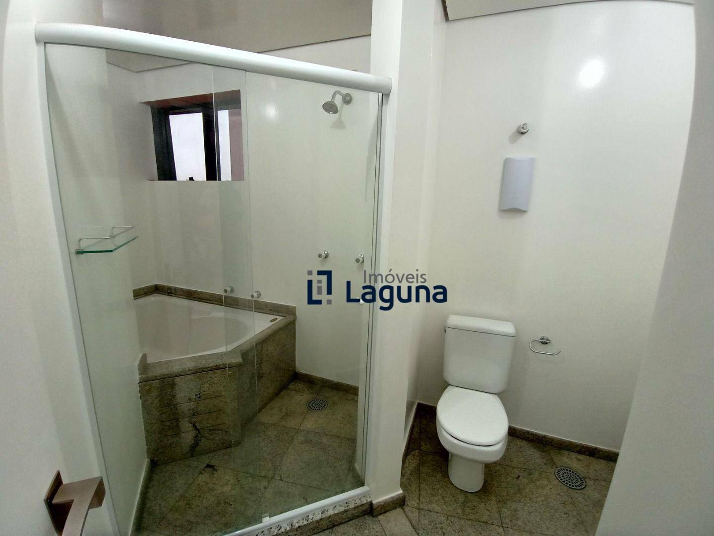 Apartamento à venda com 5 quartos, 300m² - Foto 20