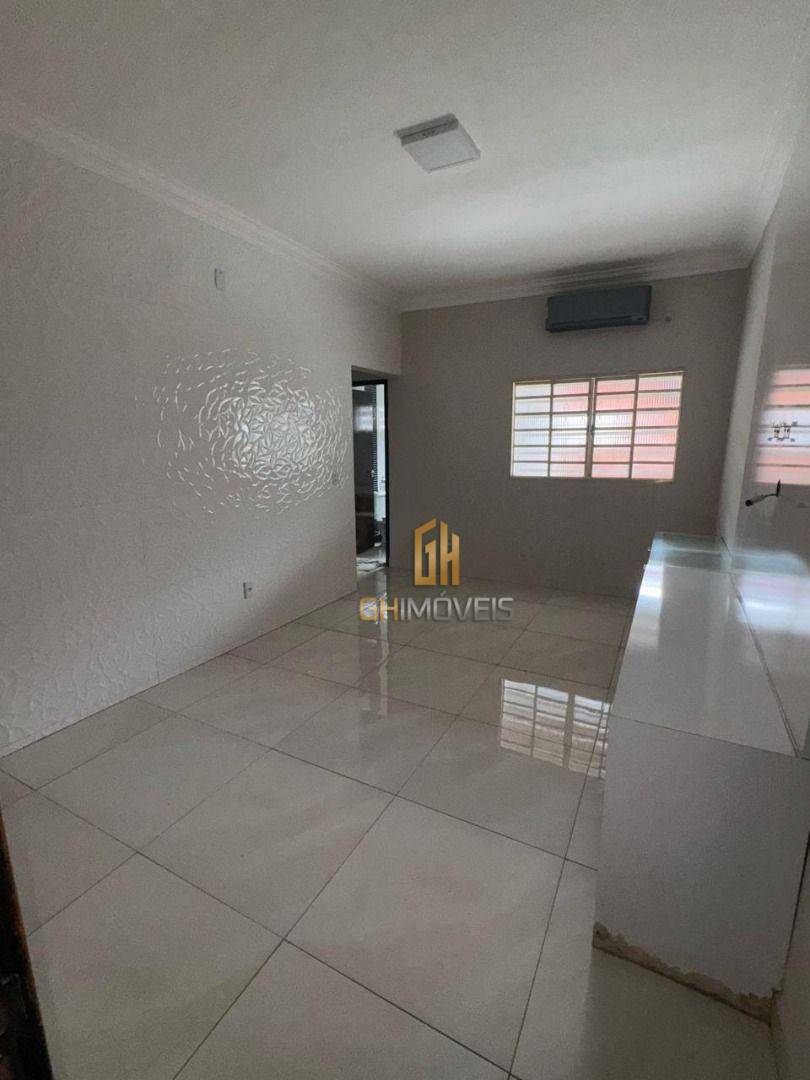 Casa à venda com 3 quartos, 220m² - Foto 17