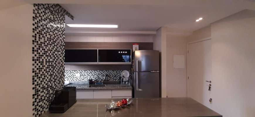 Apartamento à venda com 2 quartos, 63m² - Foto 17