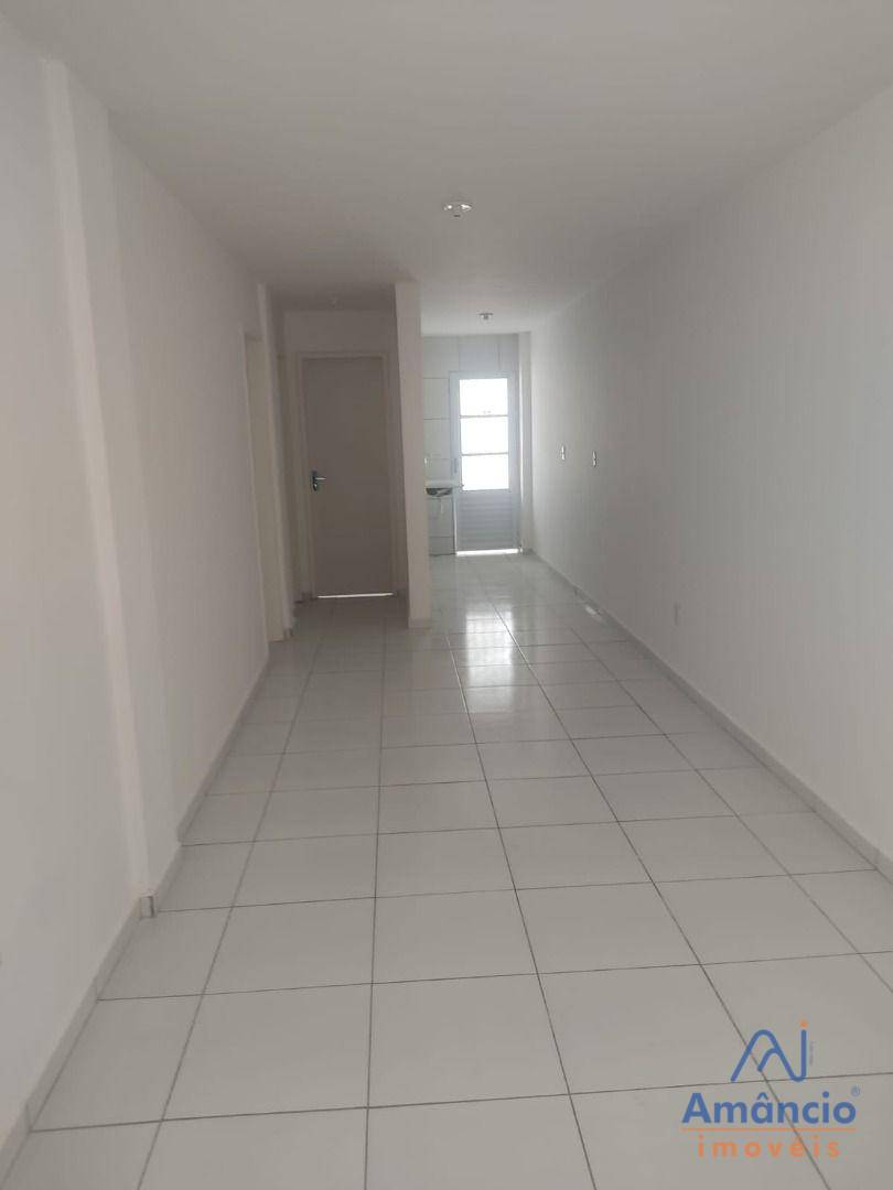 Apartamento à venda com 2 quartos, 48m² - Foto 5